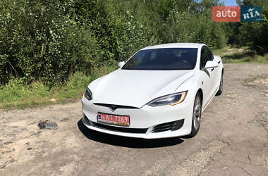 Tesla Model S 2016