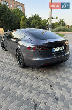 Лифтбек Tesla Model S 2021 в 
