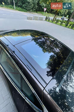 Лифтбек Tesla Model S 2013 в 