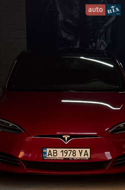 Tesla Model S 2016