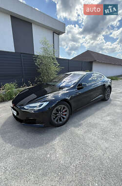 Tesla Model S 2017