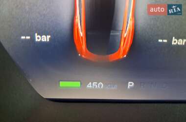 Лифтбек Tesla Model S 2014 в 