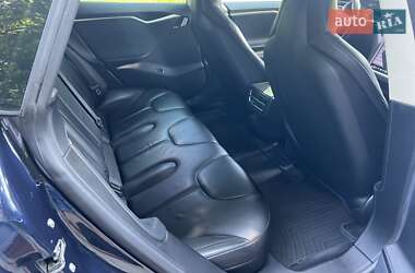 Лифтбек Tesla Model S 2013 в 