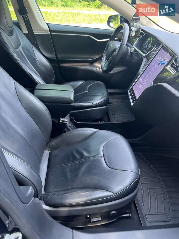 Лифтбек Tesla Model S 2013 в Хмельницком
