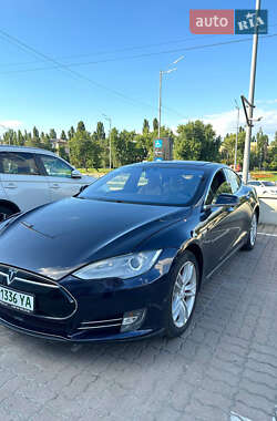 Tesla Model S 2015 Tesla Model S 2015