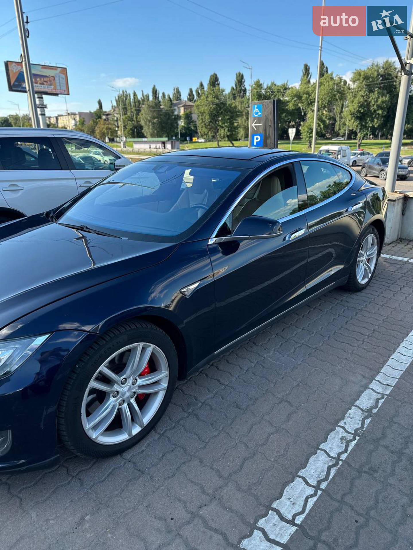 2015 Tesla Model S - мініатюра 3