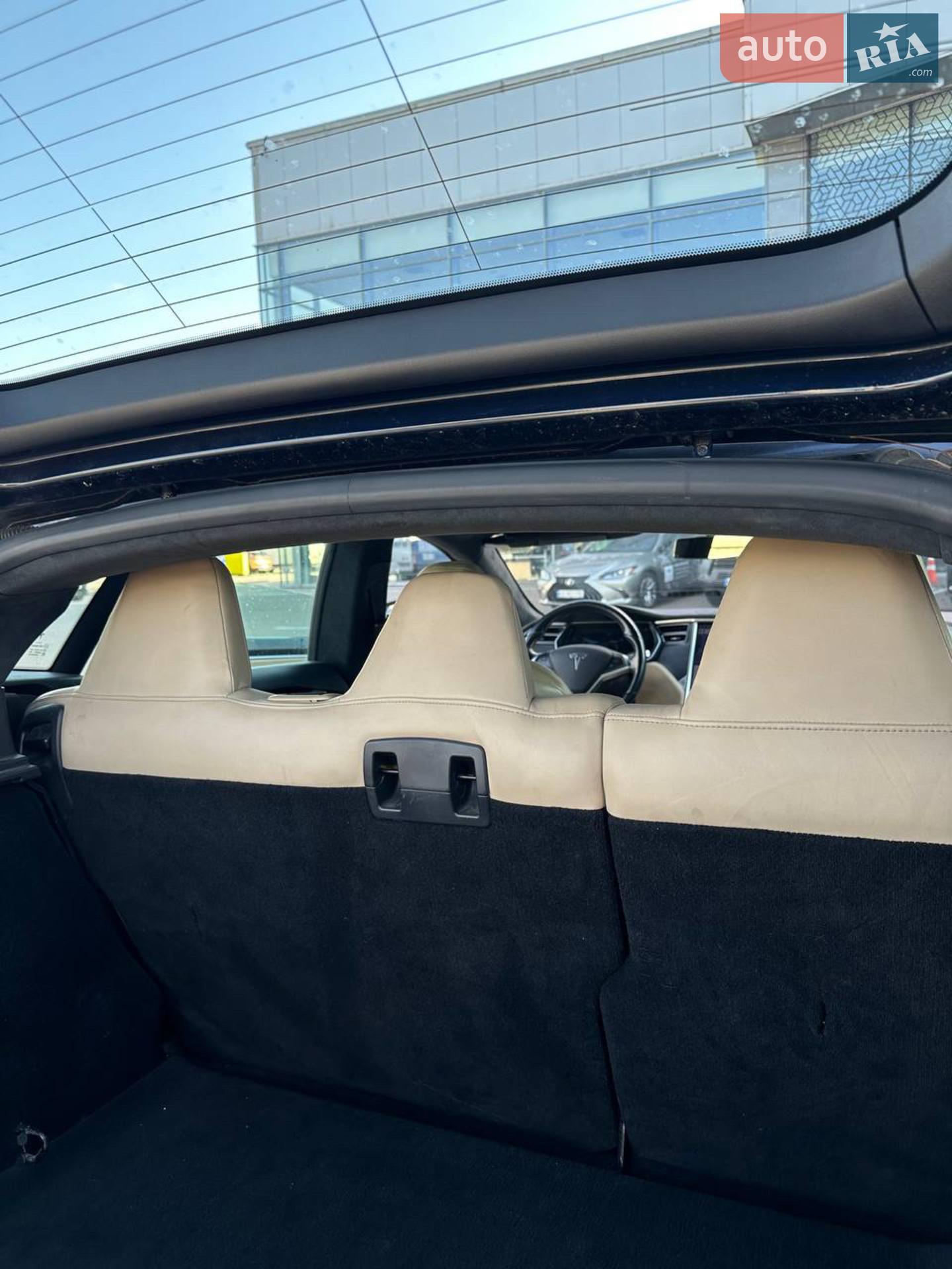 2015 Tesla Model S - мініатюра 11