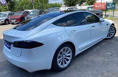 Лифтбек Tesla Model S 2018 в 