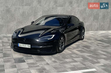 Лифтбек Tesla Model S 2022 в Киеве