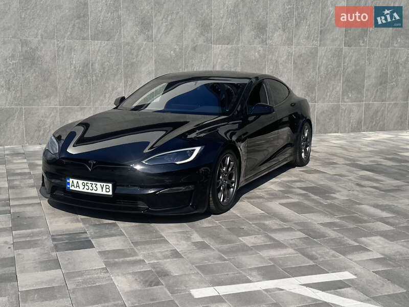 Лифтбек Tesla Model S 2022 в 