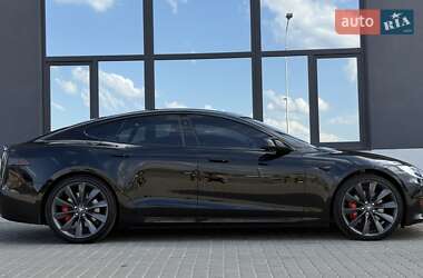 Лифтбек Tesla Model S 2019 в 