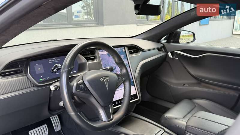 Лифтбек Tesla Model S 2019 в Тернополе