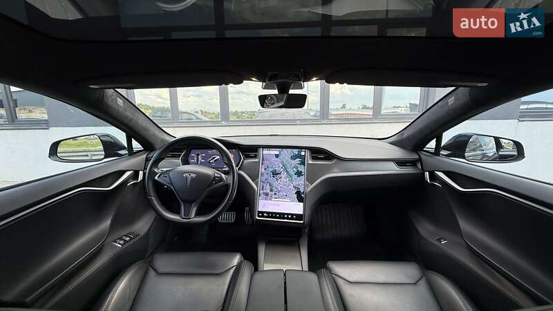 Лифтбек Tesla Model S 2019 в Тернополе