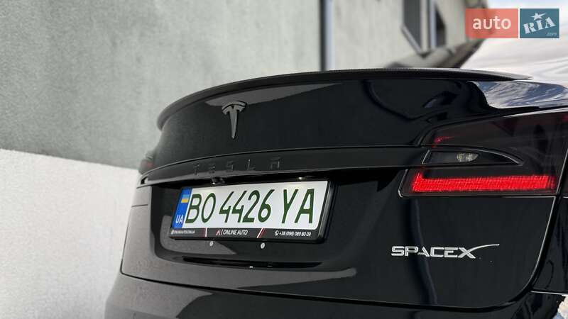 Лифтбек Tesla Model S 2019 в Тернополе