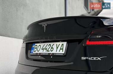 Лифтбек Tesla Model S 2019 в 