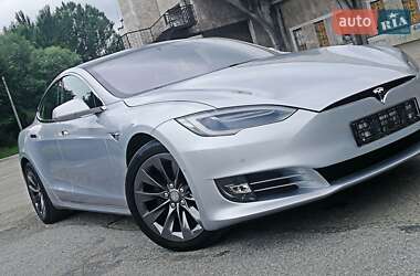 Ліфтбек Tesla Model S 2018 в 