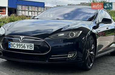 Лифтбек Tesla Model S 2014 в 