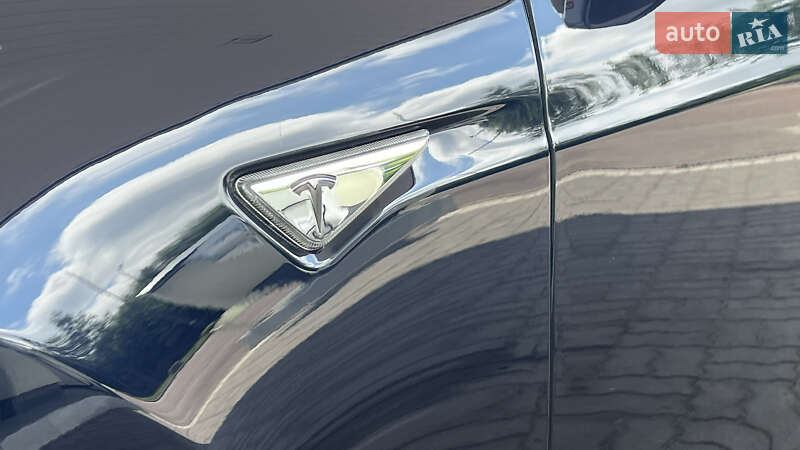 Лифтбек Tesla Model S 2014 в Дрогобыче фото 19 Лифтбек Tesla Model S 2014 в Дрогобыче