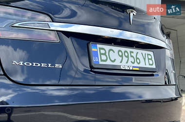 Лифтбек Tesla Model S 2014 в 