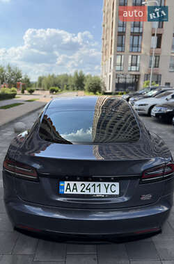 Лифтбек Tesla Model S 2023 в 
