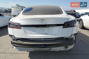 Лифтбек Tesla Model S 2021 в 