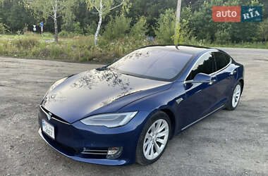 Лифтбек Tesla Model S 2016 в Владимире