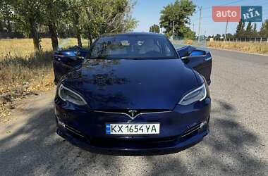Tesla Model S 2020 Tesla Model S 2020