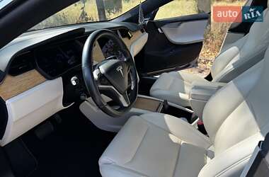 Лифтбек Tesla Model S 2020 в 