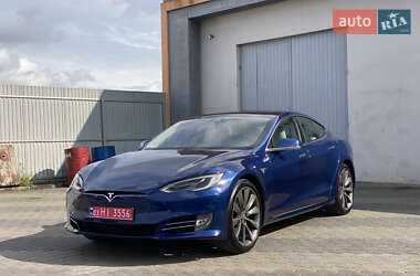 Tesla Model S 2018