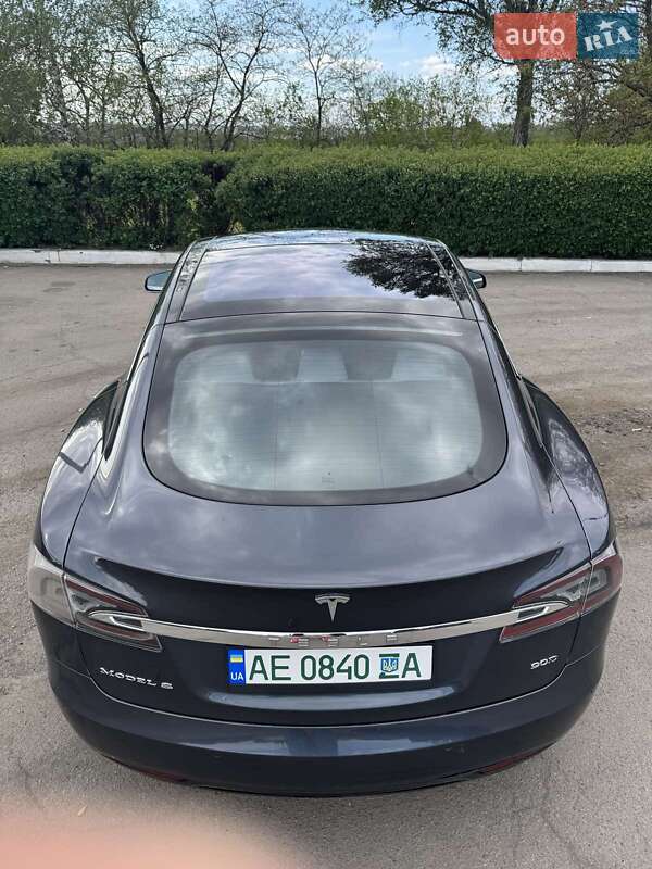 Ліфтбек Tesla Model S 2016 в Кам'янському фото 23 Ліфтбек Tesla Model S 2016 в Кам'янському