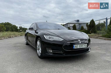 Лифтбек Tesla Model S 2013 в 