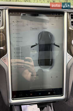 Лифтбек Tesla Model S 2013 в 