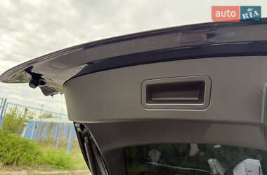 Лифтбек Tesla Model S 2013 в 