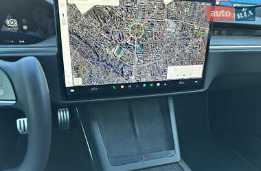 Лифтбек Tesla Model S 2021 в 