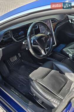 Лифтбек Tesla Model S 2016 в 