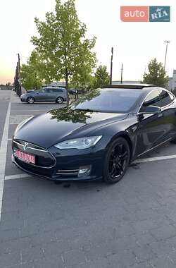 Лифтбек Tesla Model S 2013 в 