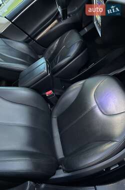 Лифтбек Tesla Model S 2013 в 