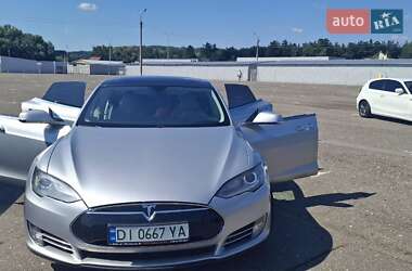 Tesla Model S 2012