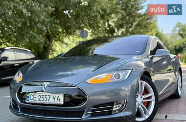 Tesla Model S 2013