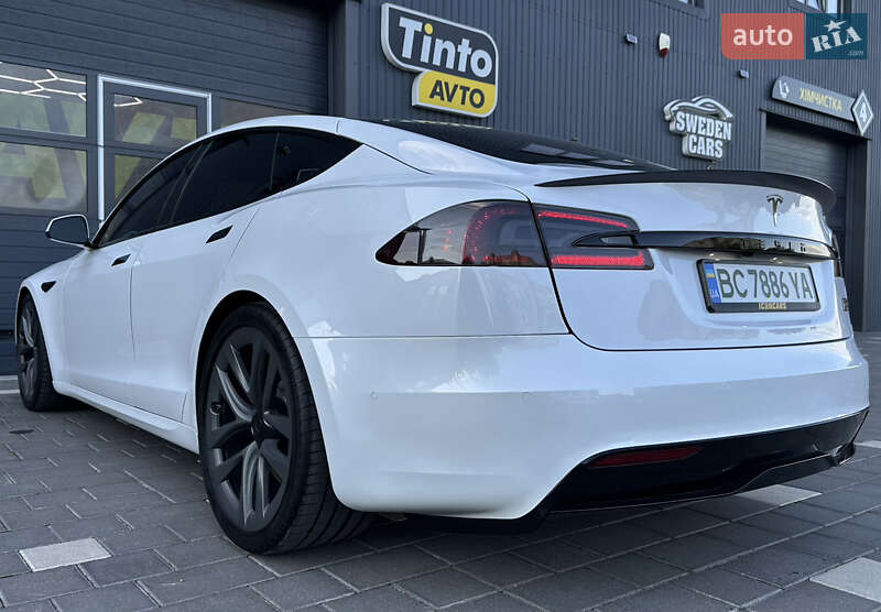 Лифтбек Tesla Model S 2021 в Дрогобыче