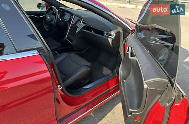 Лифтбек Tesla Model S 2017 в 