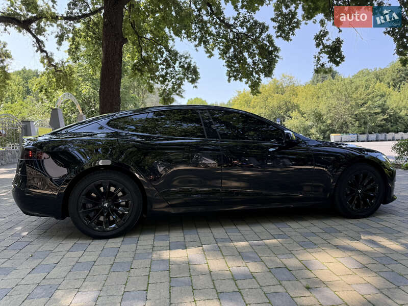 Лифтбек Tesla Model S 2020 в Полтаве