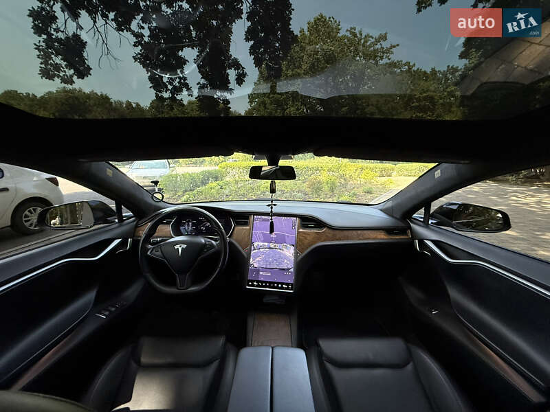 Лифтбек Tesla Model S 2020 в Полтаве