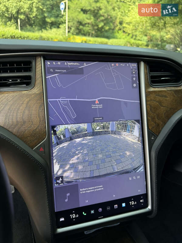 Лифтбек Tesla Model S 2020 в Полтаве