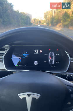 Лифтбек Tesla Model S 2017 в 