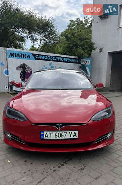 Tesla Model S 2017
