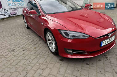 Лифтбек Tesla Model S 2017 в 