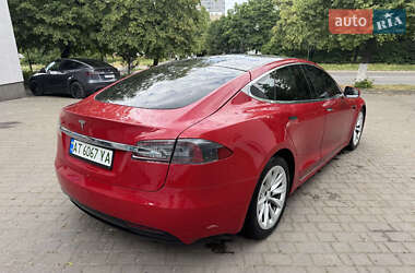 Лифтбек Tesla Model S 2017 в 