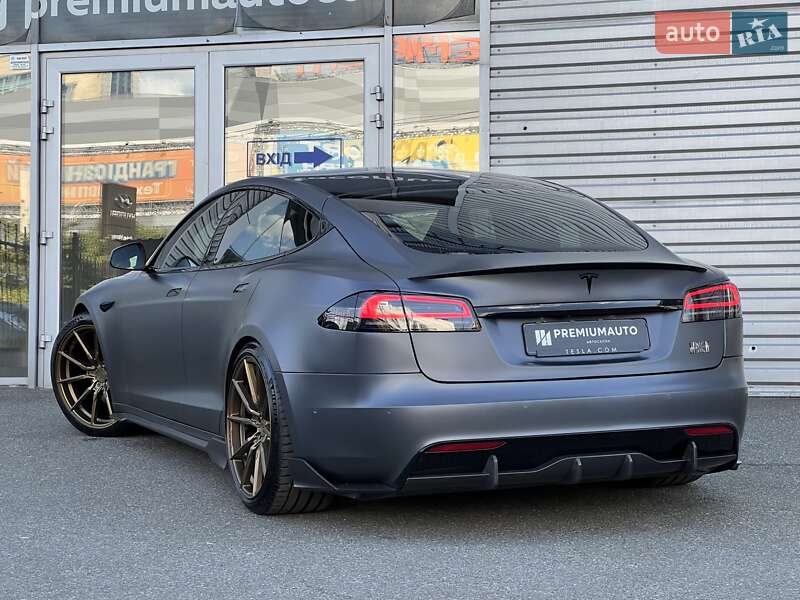 Ліфтбек Tesla Model S 2022 в Києві
