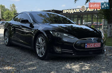 Tesla Model S 2016